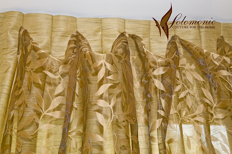 Inverted Pleats In Double Fabric Drapes.jpg